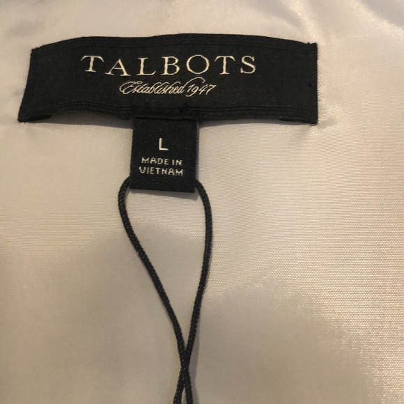 New Talbots puffer vest with hood. Womens size L - Picture 5 of 5